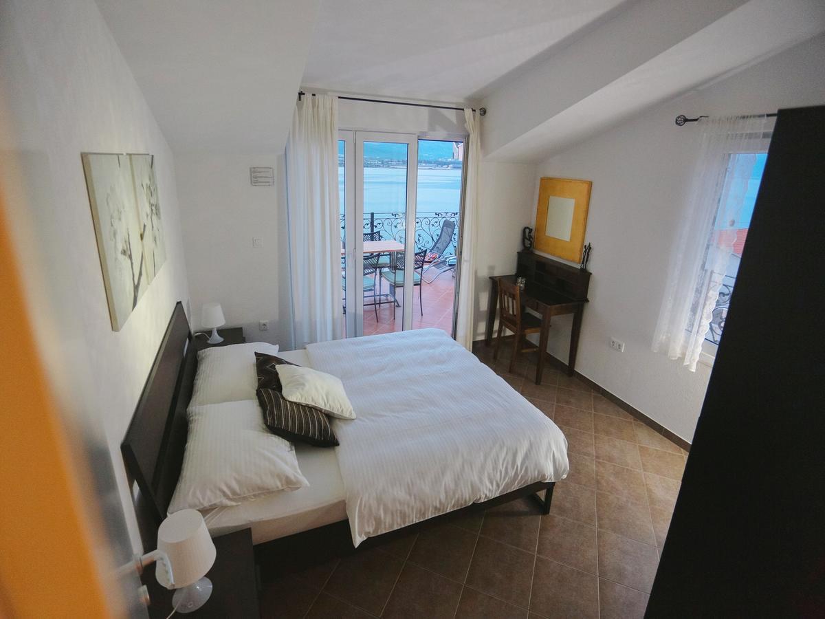 Apartment Nanito Trogir Eksteriør billede
