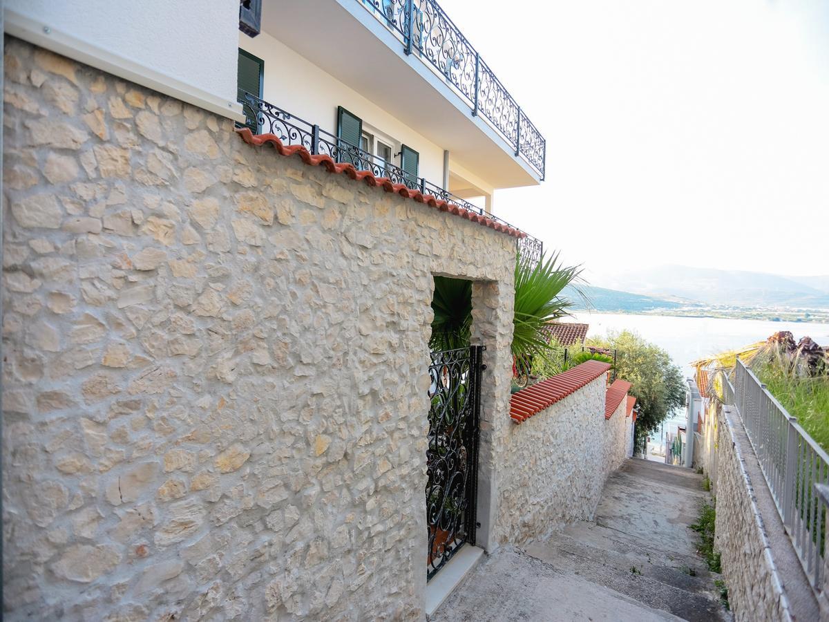 Apartment Nanito Trogir Eksteriør billede