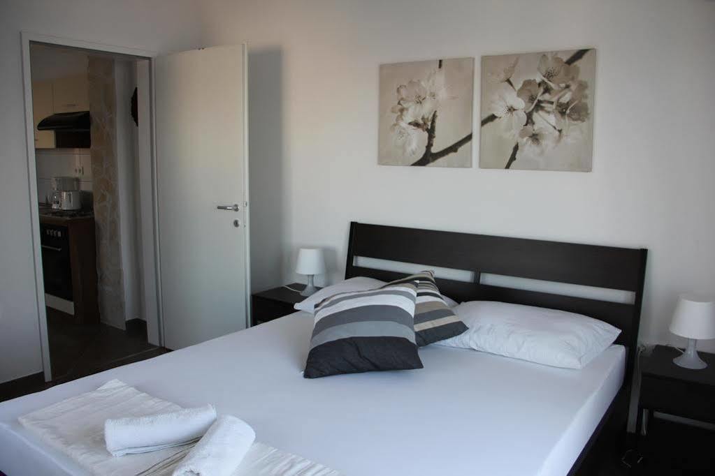 Apartment Nanito Trogir Eksteriør billede